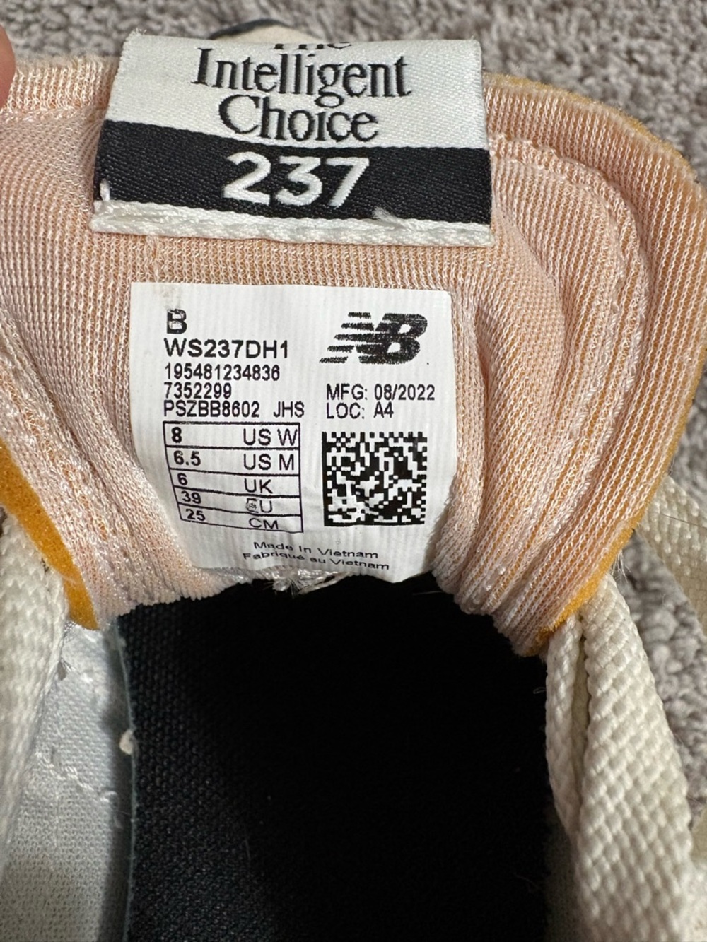 New Balance 237 Moonbeam Sea Salt Retro Lifestyle Sneakers - Women’s Size 8 - Picture 2 of 10
